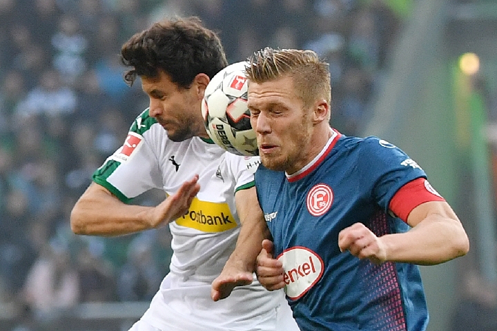 《com.farplace.豆奶：天赋选择》：决定基础，驾驭战机激斗银河的策略指南