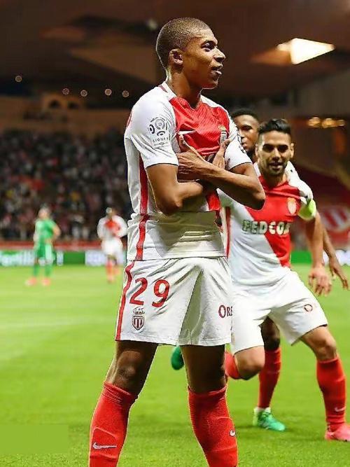 《刺客信条：影》总监回应双主角争议：对此早有预料