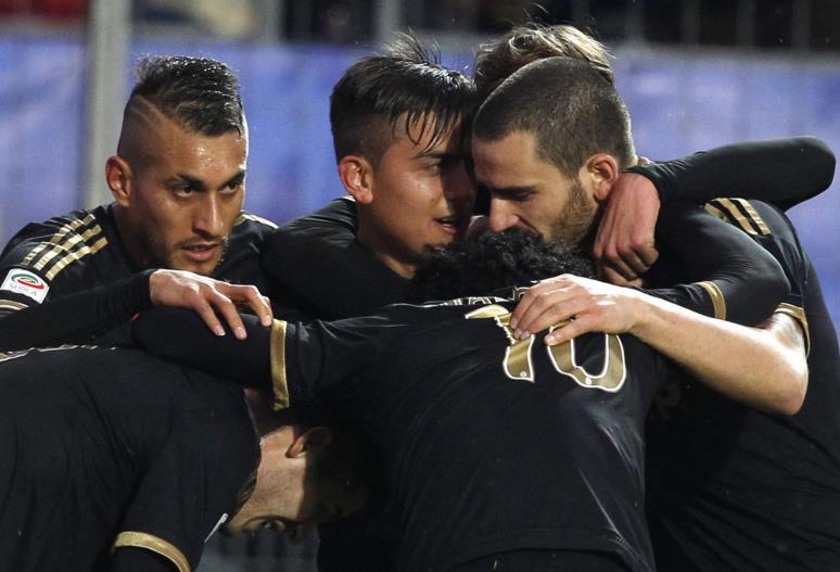 还原维尼修斯和西蒙尼冲突：多次斗嘴+阿隆索为维尼修斯出头